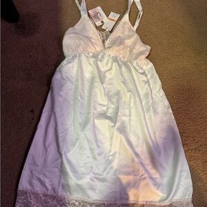 Jessica Simpson Cream Lace Trim Nightgown